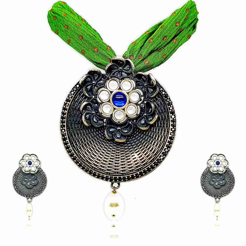 Sikkawala 925 Sterling Silver Oxidised Black Silver Floral Design Pendant Set For Women 3000059-1