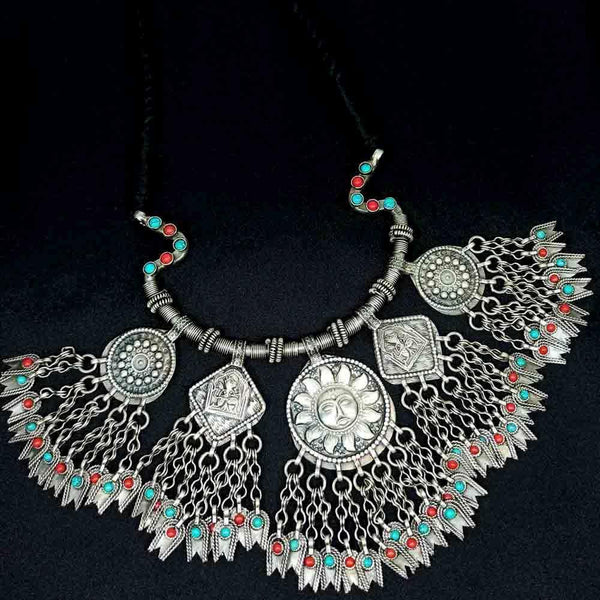 Sikkawala 925 Sterling Silver Oxidised Black Silver Tribal Inspired  Necklace Set For Women 3000737-1