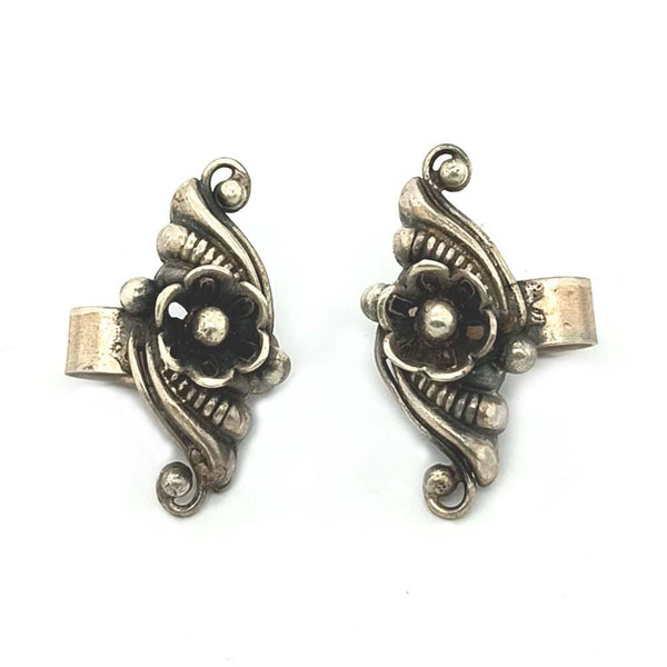 Sikkawala 925 Sterling Silver Oxidised Black Silver Flower Design Cuff Earring for Women 3000838-1