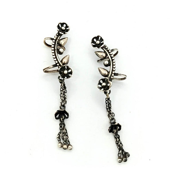 Sikkawala 925 Sterling Silver Oxidised Black Silver Flower Design Cuff Earring for Women 3000841-1